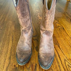 Durango size 7 cowboy boots